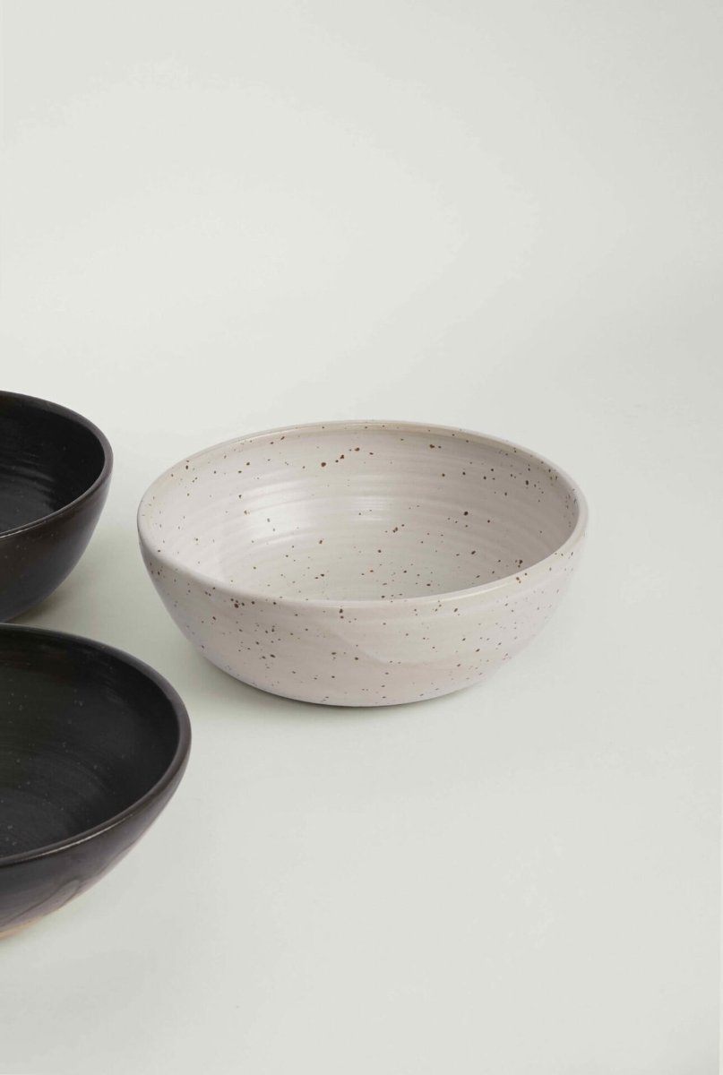 White speckled stoneware bowl from the »Wildenhain« series