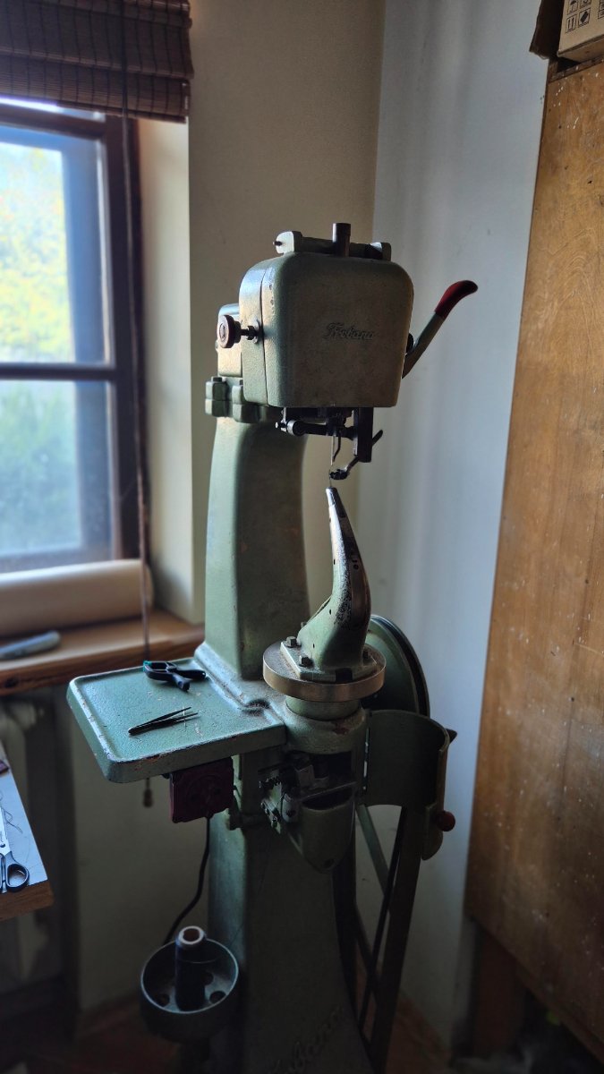 The Frobana, in its corner of the workshop.