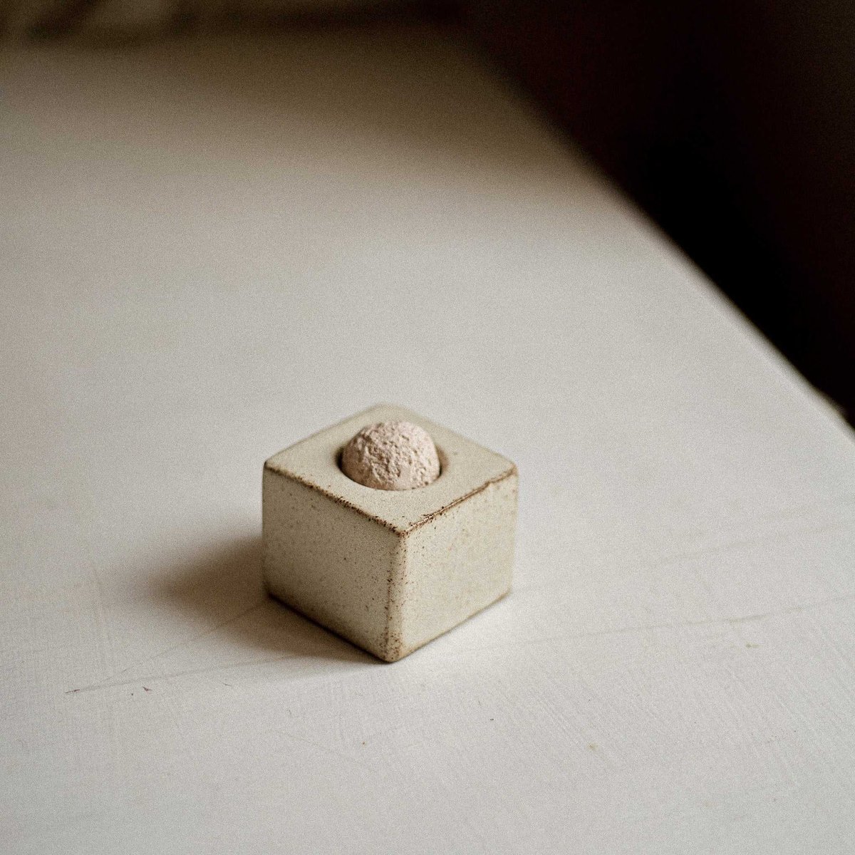 The STELLA aroma stone, which takes up essential oils
